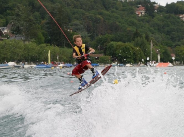 wakeboard lessons in Annecy 